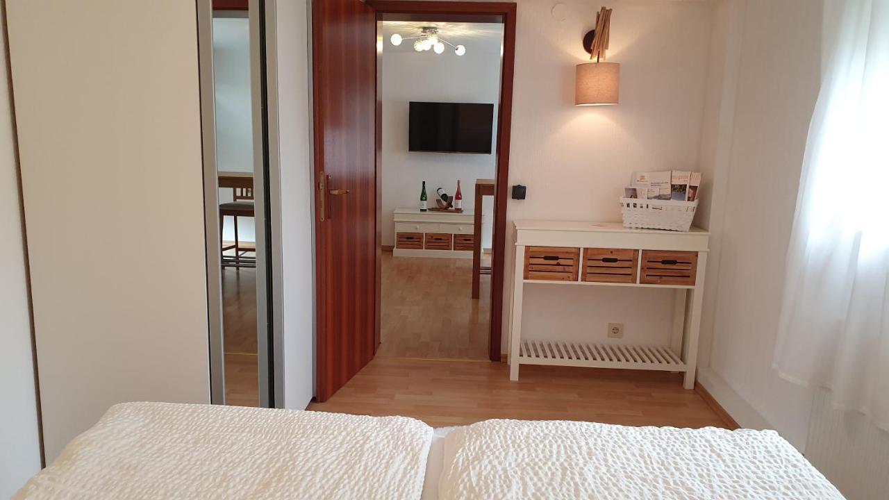 Ferienwohnung Im Moseltal Veldenz Buitenkant foto